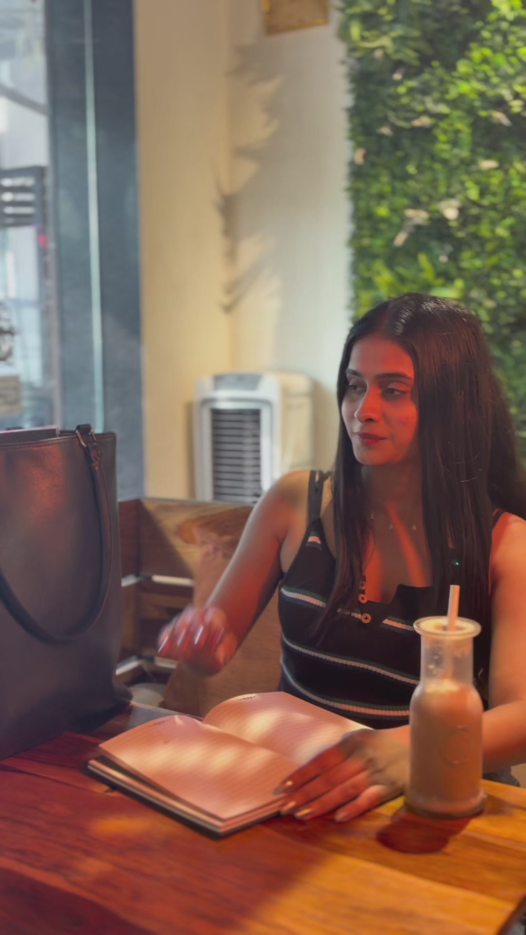 Midnight Brew Coffee Fragrance Kiger Metal Roller Pen with Extra Coffee Refill